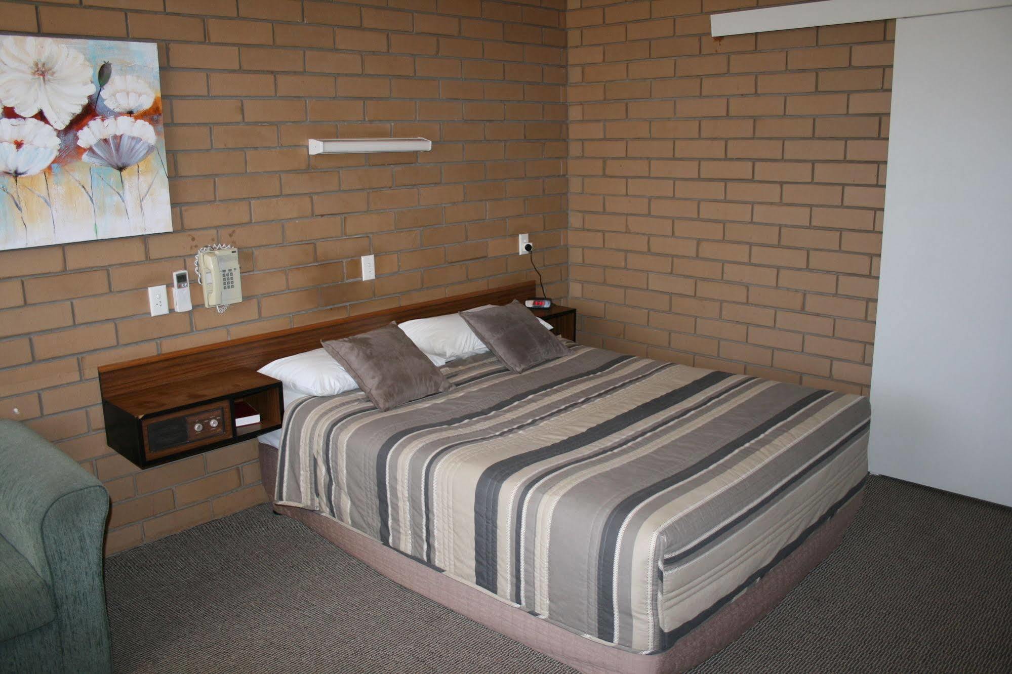 Mount Wycheproof Motor Inn Eksteriør billede
